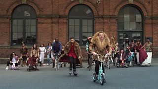 Thrift Shop (Feat. Wanz)