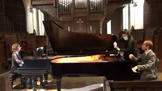 Trois valses pour deux pianos