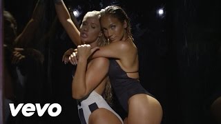 Booty (ft. Iggy Azalea)